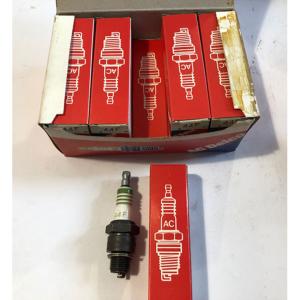 BOUGIES AC DELCO 44F  ( Boite de 10 pièces)